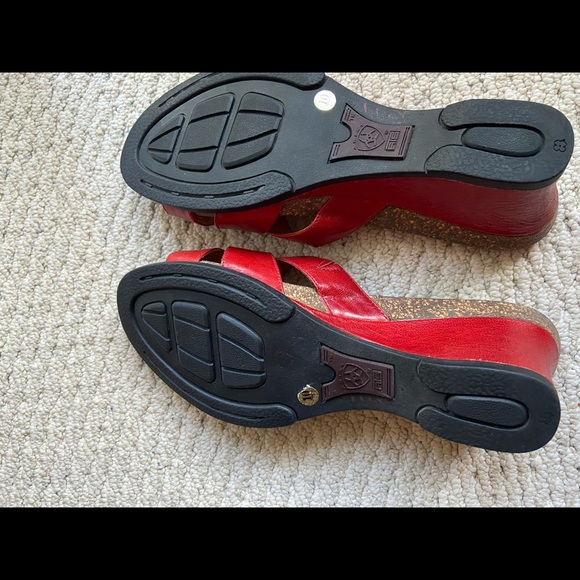 Ariat Red Leather Cork Wedge Sandals - Picture 5 of 8